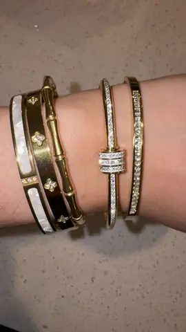 ME ENCANTARON!!!!!! #tiktokshopjewelry #TikTokShopFashion #dealsforyoudays #womensfashion #womensjewelry 