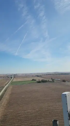 #towerlife #towertresure #justforfun #jobperks😏 #countryshit #mylife #beyourself❤️ #towerclimber #towerfamily #notonmylevel 