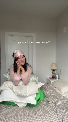 my fav costume ever!!!!! #halloweencostume #couplecostumes #halloween 