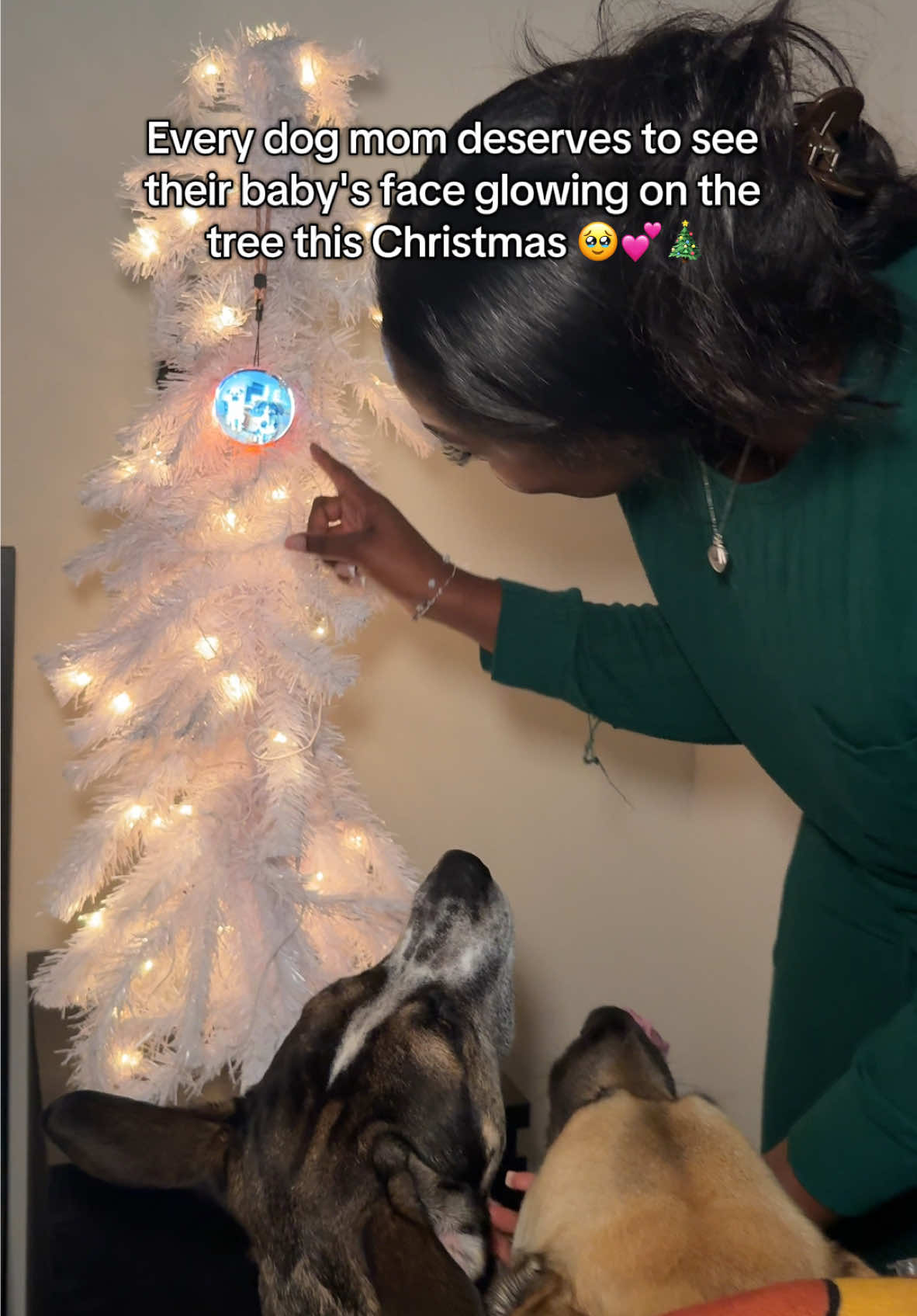 Yall this is so cute 🥹 #corememory #corememories #insideout #memories #relationships #christmas #digitalcrystalball #displayball 