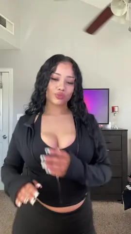 rate my dance 1-10 :)