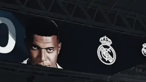يلا طفي البلازما خلص الكلاسيكو 🤣#ريال_مدريد #مبابي #كلاسيكو #ناعور_مال_هموم_كليوم_اگول_اليوم🦦😂 