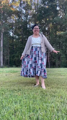 An ootd in the middle of the woods? Why not? 😏