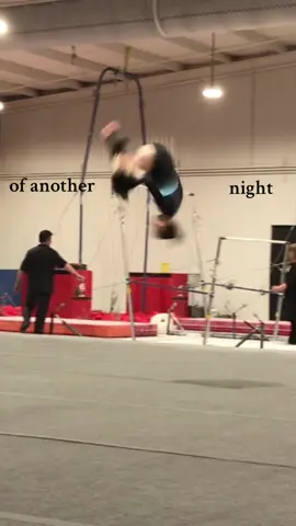 Hehe poping in on this trend cause araibians are one of my iconic skills I always put in my routine   #gymnastics #tumbling  For @Sof 