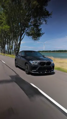 Don’t forget: X’s come in even numbers too. The X6 M. 📸: @X6M  #BMW #X6 #M 