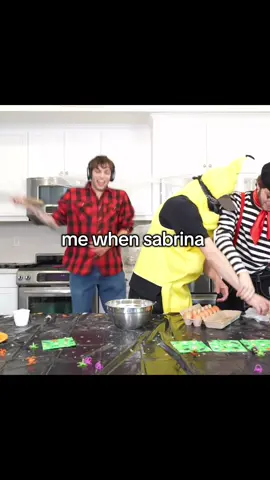 do you want the house tour? #sturniolotriplets #sabrinacarpenter #mansbestfriend #viral #fyp @Nicolas Sturniolo @Sabrina Carpenter @Team Sabrina 