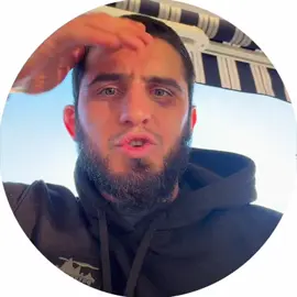 @Ислам Махачев 