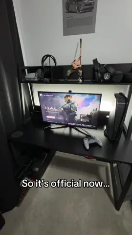 Halo on PlayStation just looks so wrong I wish Xbox had stayed relevent as a true competitor but at the same time it’s good that more people can play there games 🚶🏽‍♂️#playstation #Halo #xbox360 #ps5 #fyp 