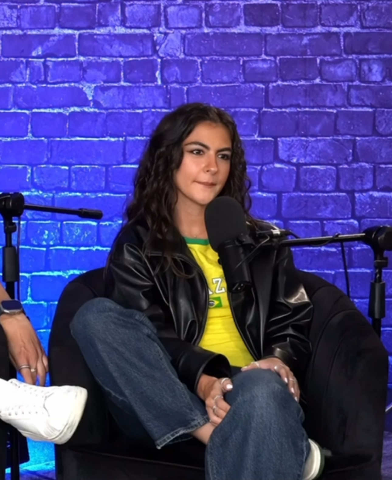 ¿Los 'Feos' Son Más Infieles Que Los 'Guapos'? #luischaparro #monipax #5comentarios #alejandrosago #infidelidad 