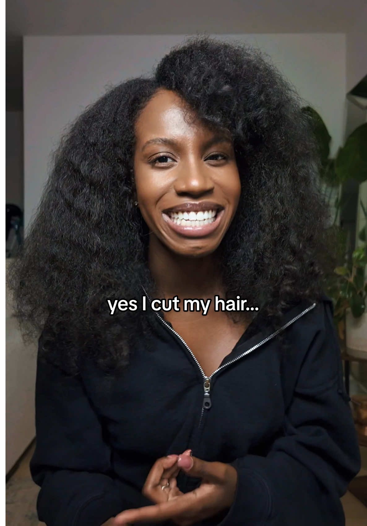 Yes I cut it…but we’ll talk about that later. Use code ROSE30 at @GlowGirl for $$ off!  #nycbeautysalon #blackgirlhair #blackhairnyc #nycbraids #nychairsalon  