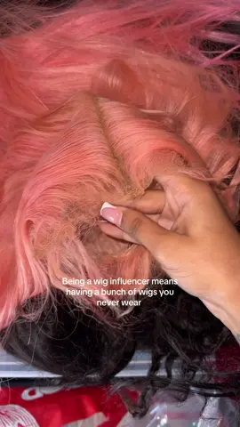 Like this pink wig I hate color 😂 I want these gonee 