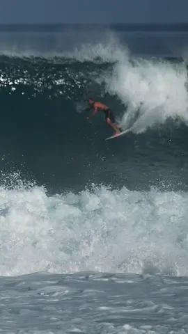 Our good friend @Bahamas released a new album on @Brushfire Records today, check it out! #FeelsSoGood • 📹 @wheresyourboard Myles  