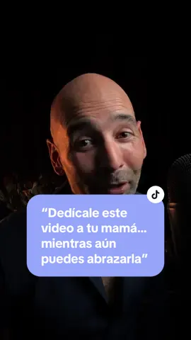 “Dedícale este video a tu mamá… mientras aún puedes abrazarla” . . . . #paramimadre #dedicar #poem #amoreterno #danieldelcampo2024
