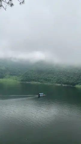 embun dipagi buta#sampaimenutupmata #nostalgia2000an#vibes#achaseptriasa#virall 