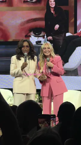 the day started out normal but definitely didn’t end that way 😱 @Anastasia Beverly Hills #oprah #anastasiabeverlyhills #anastasiasoare #raisingbrows #diml 