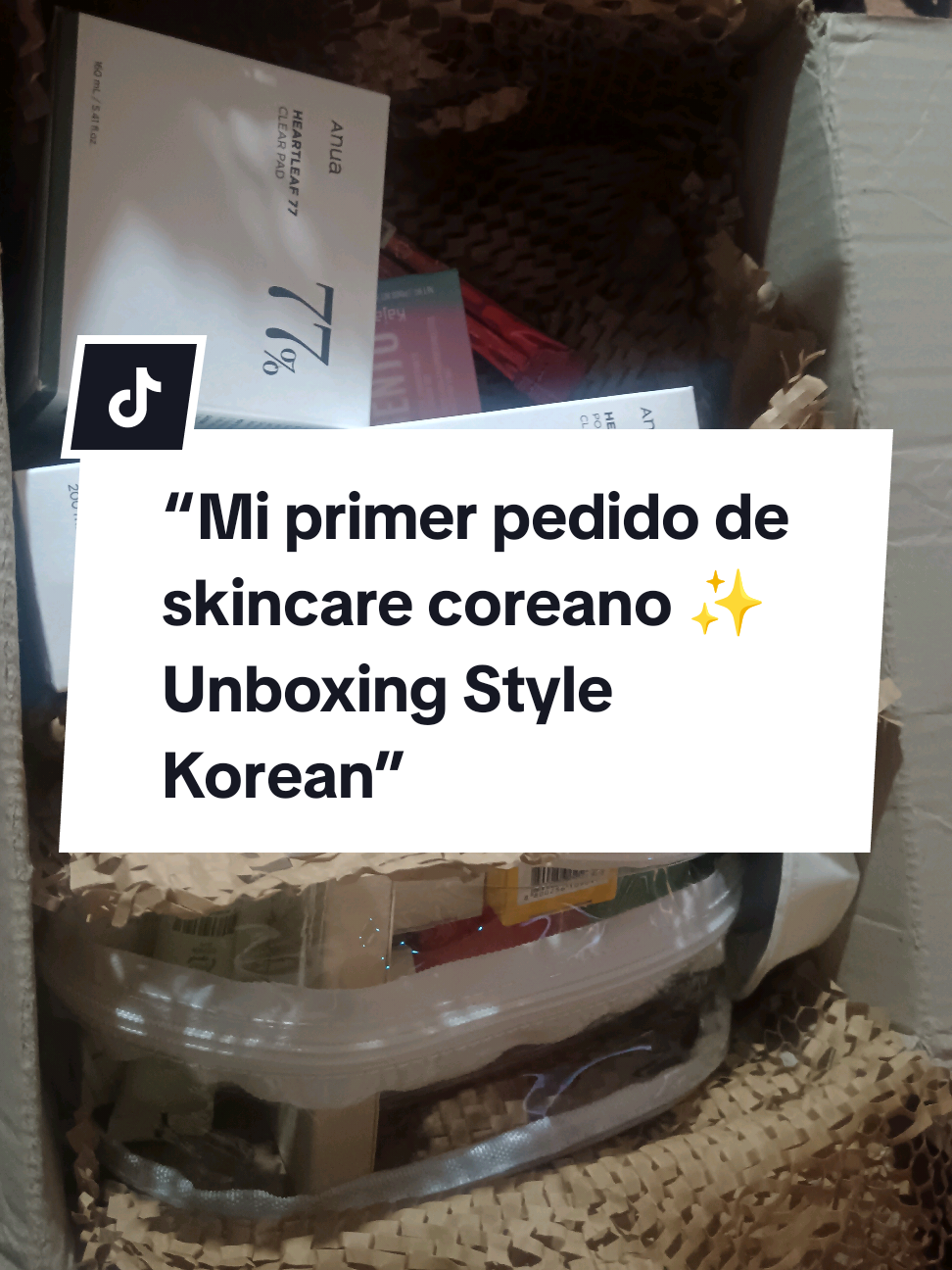 Mi primer pedido de skincare coreano llegó 😍💖 Todo viene súper bien empacado y los productos… ¡una locura! De Anua, Beauty of Joseon y Kaja ✨ Si amas el #skincarecoreano o quieres empezar tu rutina K-beauty, este haul es para ti 💆🏻‍♀️💫 Todos estos productos oos encuentras en @STYLEKOREAN usa este código DIANII1421 y recibirás un super descuento.  👇 Cuéntame en los comentarios cuál producto probarías primero 👇 #Unboxing #Skincare   #UGC #Girls 