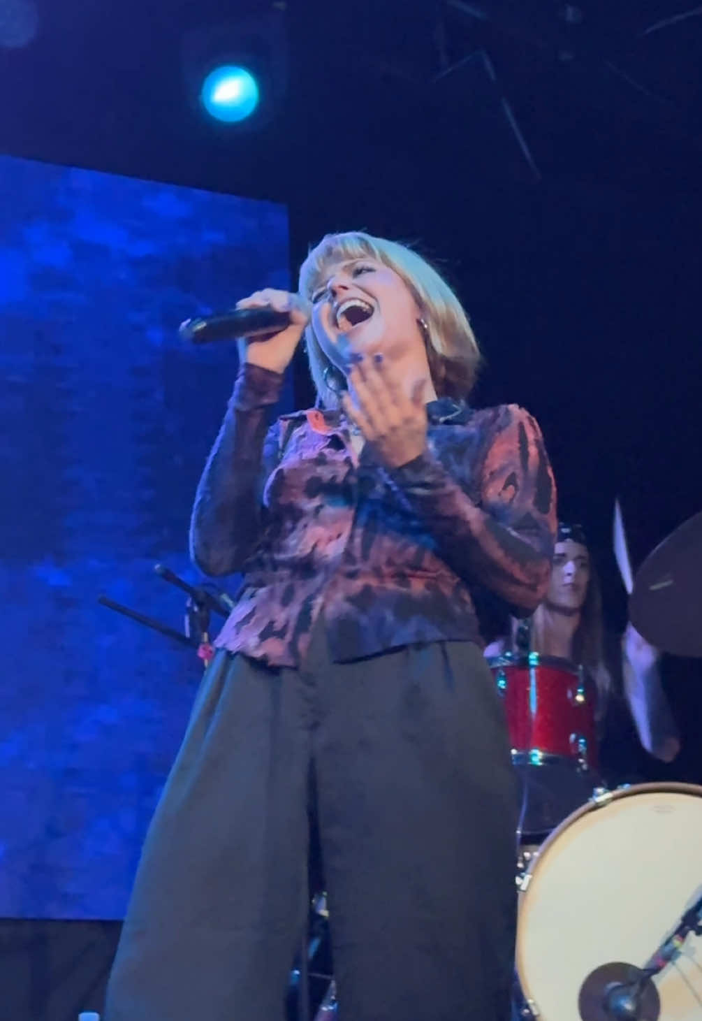 La culpa es mi canción favorita de @Alba reche y jamás dejé de creer en que la escucharía en vivo❤️‍🩹 #albarecheenchile #albareche #chile #musica 