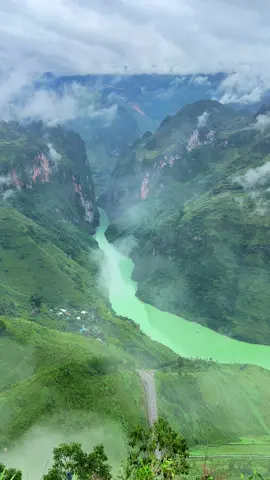 Hà Giang đẹp quá #donglongbong #hagiang #songnhoque #mapileng 