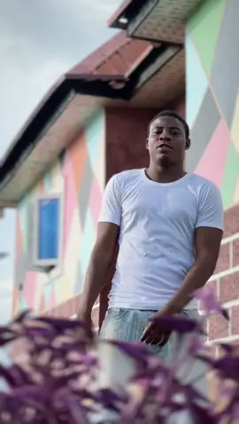 Ma se she mi ban Sade oo ah 💙🥶❤️#goviral #fypシ゚ #viral #goviral #fyp @Seun pizzle @davido @ayoola Ayl  fan page @GossipMillNaija @MAVIN RECORDS @Don Jazzy @EMPIRE Record Label @Porkiyor🦍 @Olamidé @BNXN 