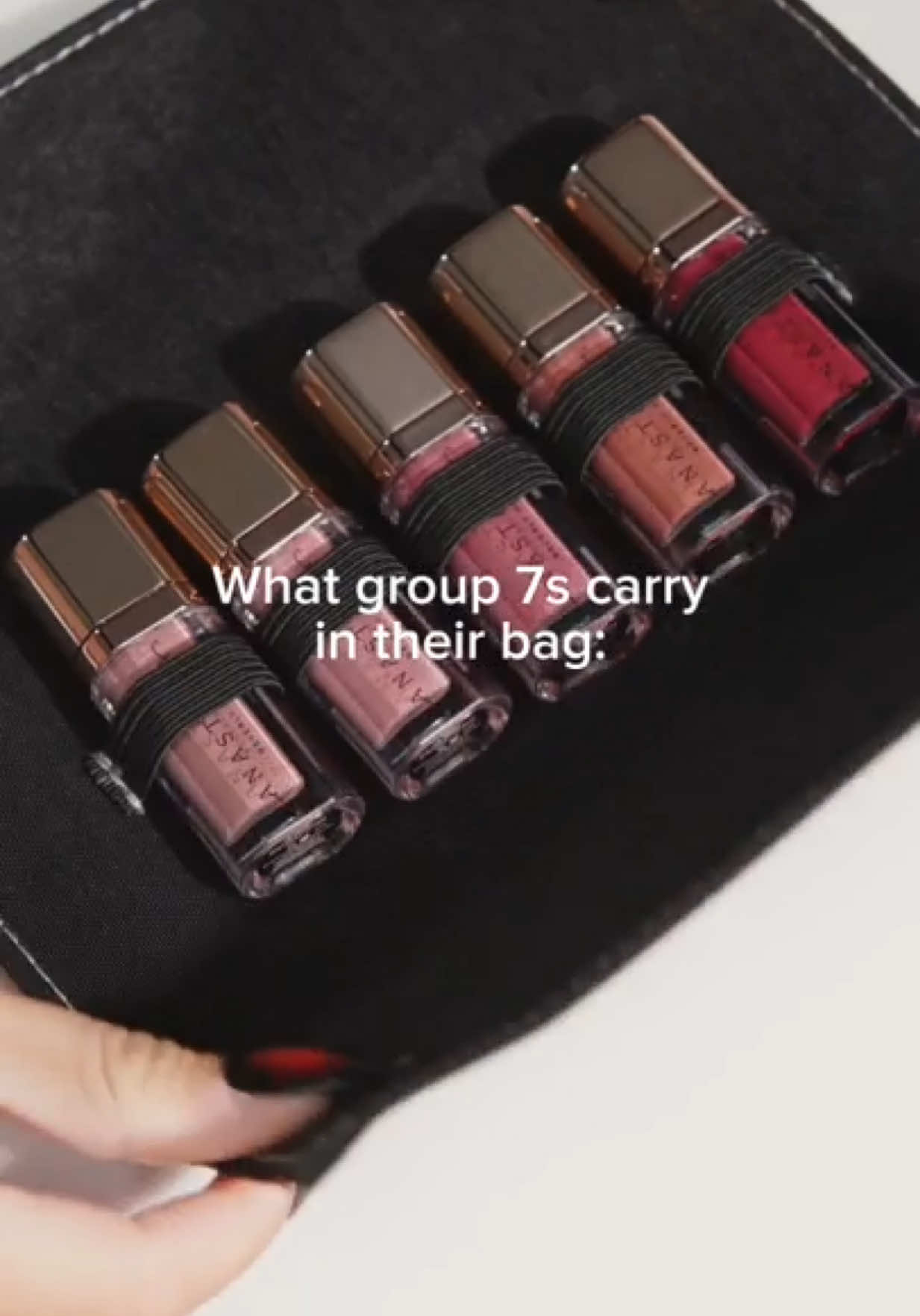 where are the ABH group 7 baddies at?? 👀👀💄 #ABHLips #AnastasiaBeverlyHills #group7 