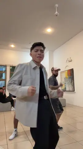 Llegaron de metidos 😂