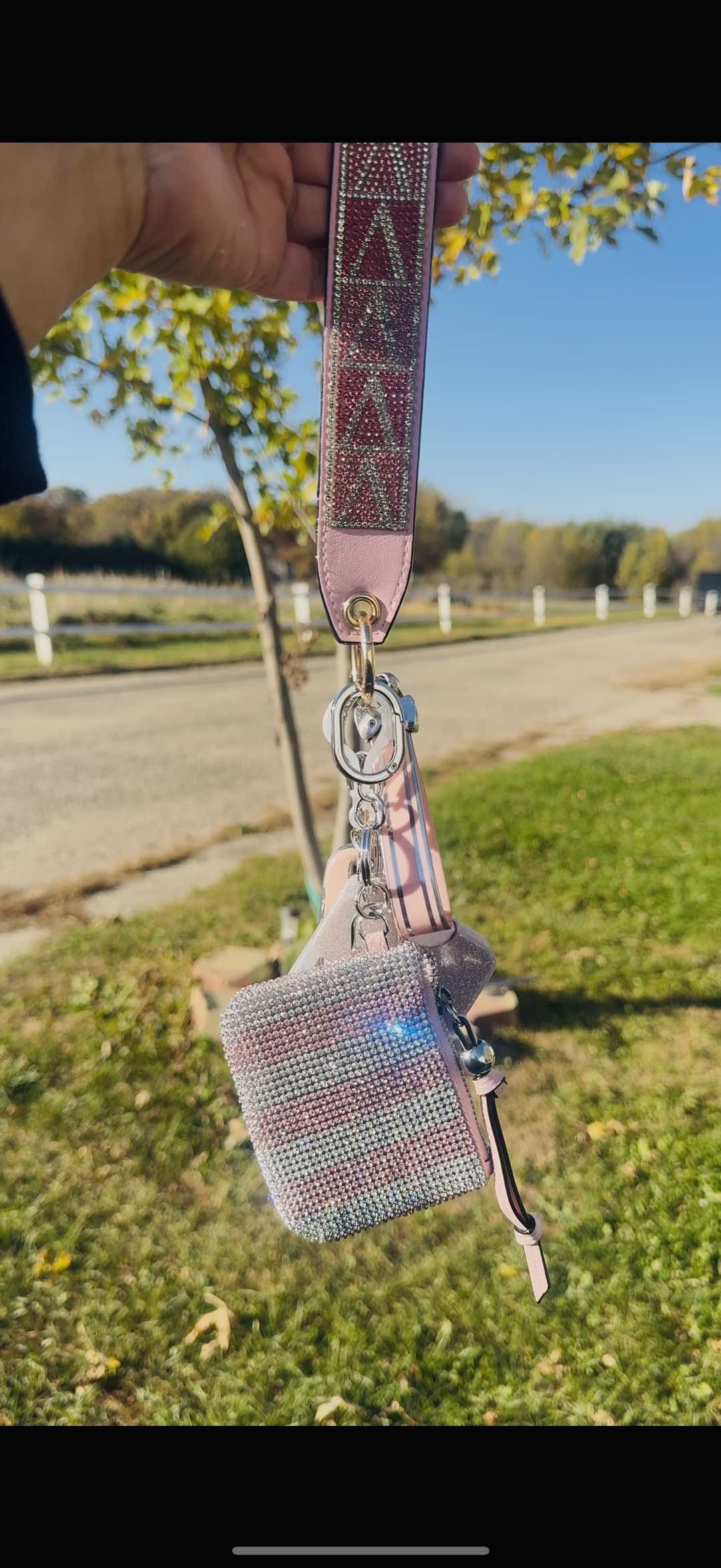 Shine Pouch Bag Charm Keychain💖#victoriassecret #pink #fyp #paratupagina #viral 