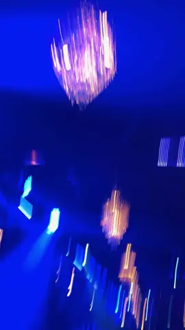 It’s not a club I promise 😁🙏🏽#fyp #blow #viral #paris #holiday 