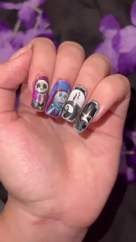 i painted nightmare before christmas nails for day 24!! #nailart #nailartist #halloweennails #nightmarebeforechristmas 