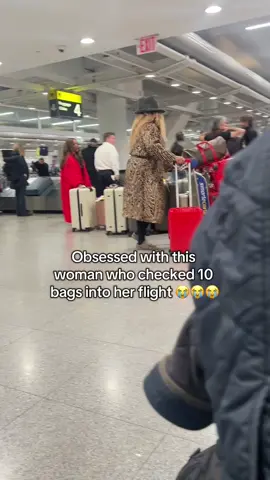 #traveltok #bagdrop 