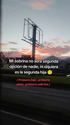 La amo tanto 💞 y  lo único que deseo es que siempre le vaya bien en la vida, siempre haciendo bien las cosas #diosmifortaleza❤🙏💫 #diosbendicemifamilia #amen #family #sobrinaytia 