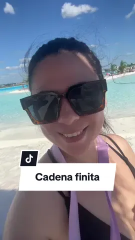 Hoy si la puse aprueba 🤭 #jewerly #initialnecklace #initialnecklaceforwomen #fashionnecklace #aidy_hdez 