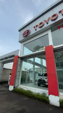 Udah sabtu lagi aja #bengkeltoyota #mekaniktoyota #enggineering #bengkelresmi #xyzbca 