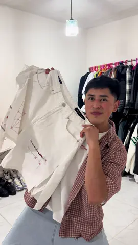 Personalizando un SHORT STREETWEAR pt FINAL ✂️ . . #styleinspo #fashion #fashioninspo #moda #style #inspiration #streetwear #custom #fashionstyle #styletips #baggyjeans #StreetStyle #outfitideas #foryou #fashiontiktok  . Baggy jeans | pantalones intervenidos | como anchar un pantalón | pantalones personalizados | Baggy jeans bershka | pantalones custom | 