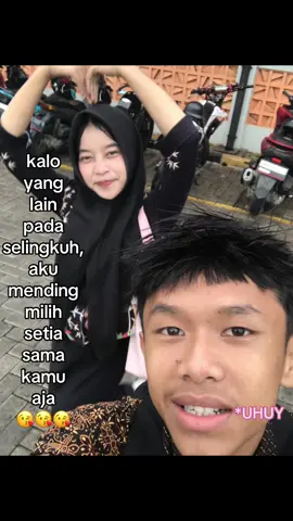 UHUY 🫰🏻 #trending #bucin #beranda #fypシ゚ 