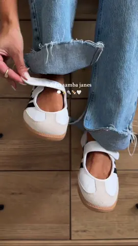 ✨ adidas samba janes white and black gum @adidas #sambajane #adidasjane #adidasflats #sneakerhead #adidassambajane 