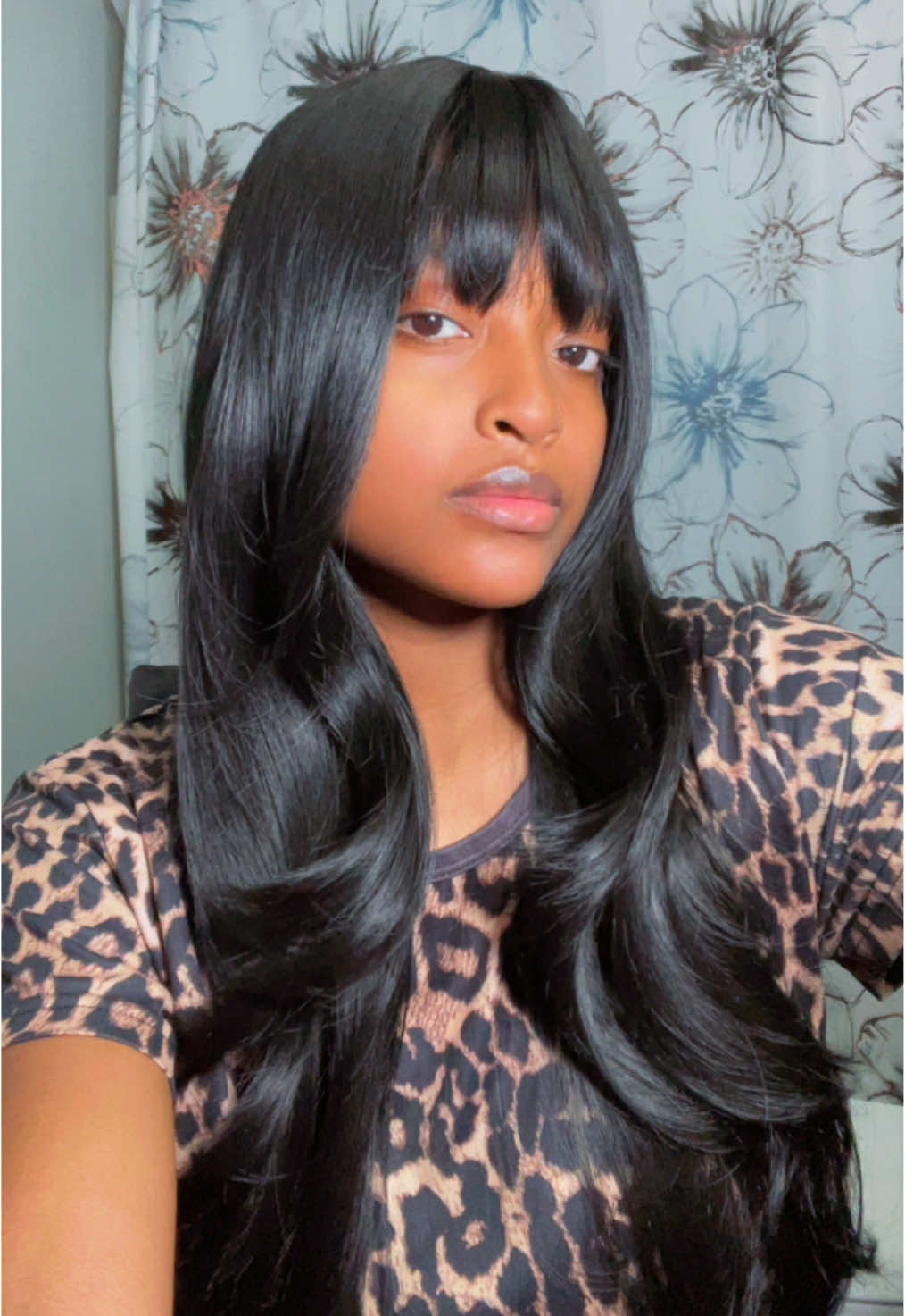 Today, I’m showing off this glueless wig for easy style!  #30sechairstyle #Hairinspo #wiglife #doityourself #hairtutorial 