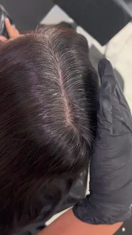Root Retouch🤎🍂 #yeseniaresendezsalonandspa #yeseniasalon #mcallentx #rootretouch #rgvsalon 