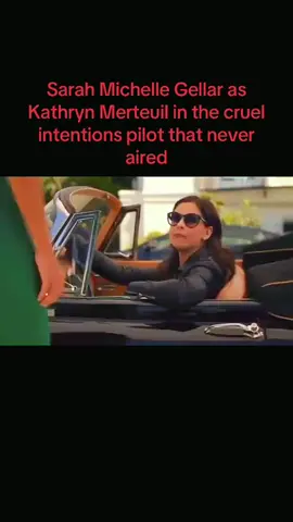 Kathryn driving Sebastian’s 1956 Jaguar roadster  #sarahmichellegellar #cruelintentions #Buffy #halloween #fyp 