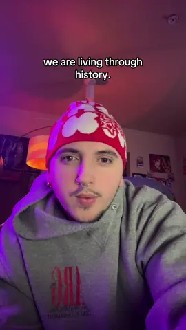 everything feels like it’s not a big deal. #live #hottake #clips #react #smallstreamer 