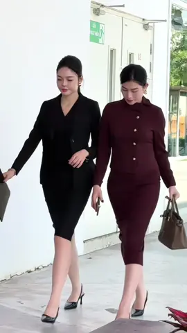 “Cảm giác chán khi mở tủ đồ công sở? Đã đến lúc làm mới hình ảnh – thời trang tạo nên thần thái!” #thoitrangcongso #thoitrangcongsonu #thoitrangnu #kimcongso #docongso 