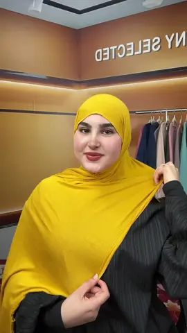 Loveee💛💛💛💛#abayadress #hijabi #tiktokmademebuyit #hijabitiktok #fashion #spotlightfinds #sannyselected  #beautifulgirl #abayagirls #hijabifashion #winterfashion #winterfashion #perfumetiktok #prettygirls #coat #suit 