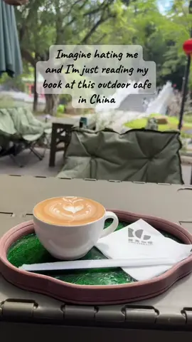 This is my life right now and I’m crying happy tears all the time #theatrekid #broadway #musicaltheatre #travel #china 