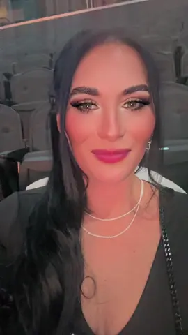 My daughters first concert and I am just so happy to share this memory with her!  I legit watched her make her own outfit and head band and get herself all ready for tonight! She even cried in the car! #laufey #philly #meimei #concert #laugh @laufey 