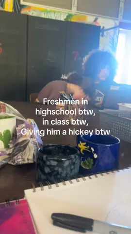 *disclaimer I’m a sophomore who whet to ceramics during home room*