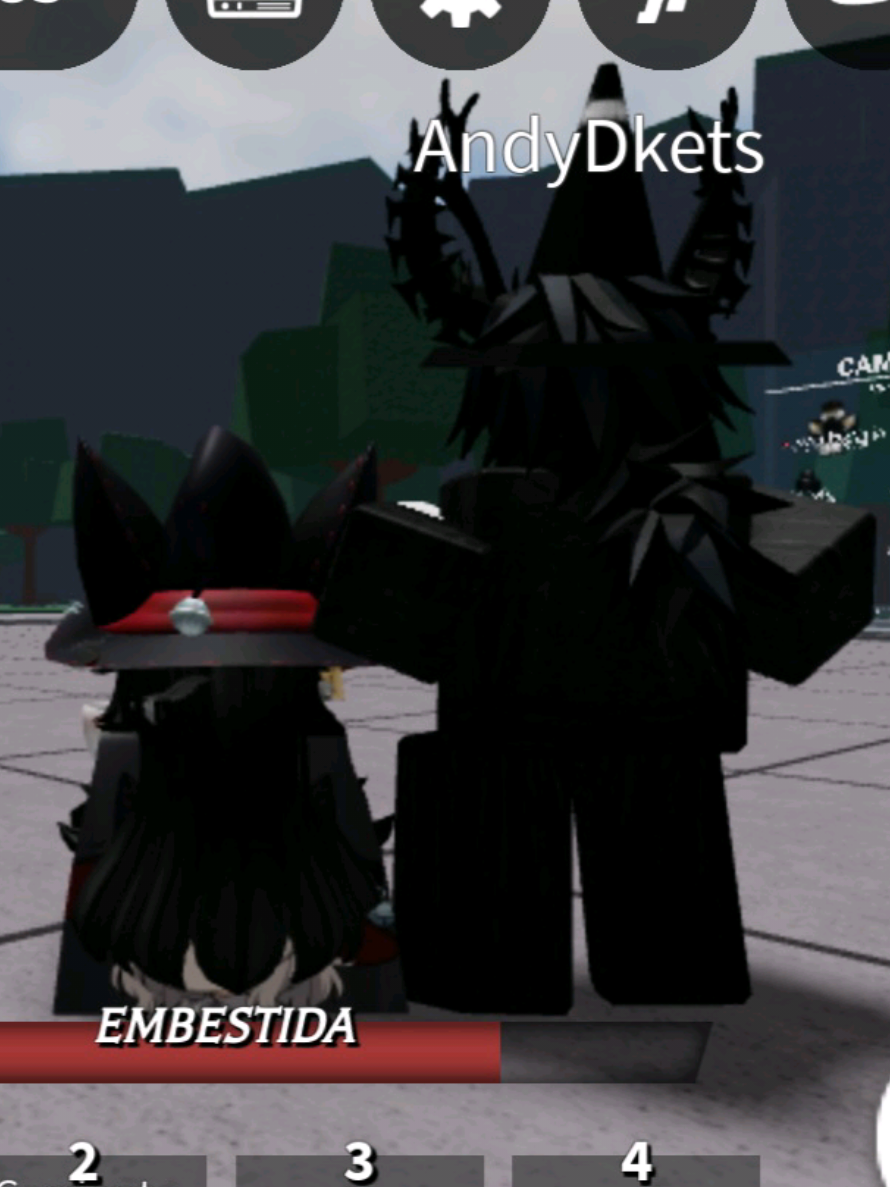 me re papiaron... . . . @Andy  . . . #tsb #thestrongestbattlegrounds #saitamabattlegrounds #loscamposdebatallamasfuertes #battlegrounds  . . . volvi gracias por ver :3