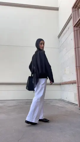 outfit details: hijab and top @velascarves, pants: @Brandy Melville, flats: @Mango, bag: @TELFAR 