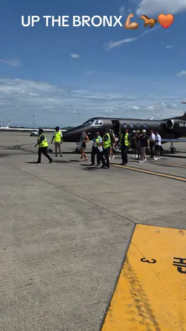 Brisbane Broncos NRL and NRLW have arrived in Port Moresby. 25/1025 #BRONXNATION  #BRISBANE BRONCOS #NRL #foryoupage #pngtiktok🇵🇬 