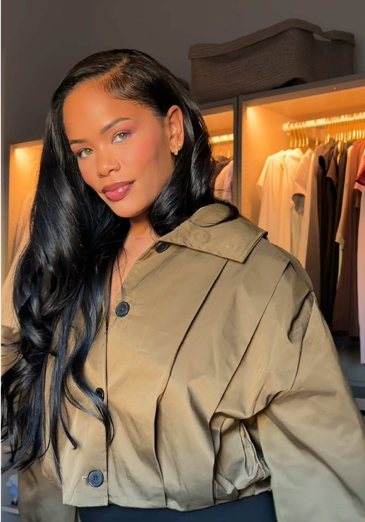 found this super cute top/jacket on Amazon and I loveee it