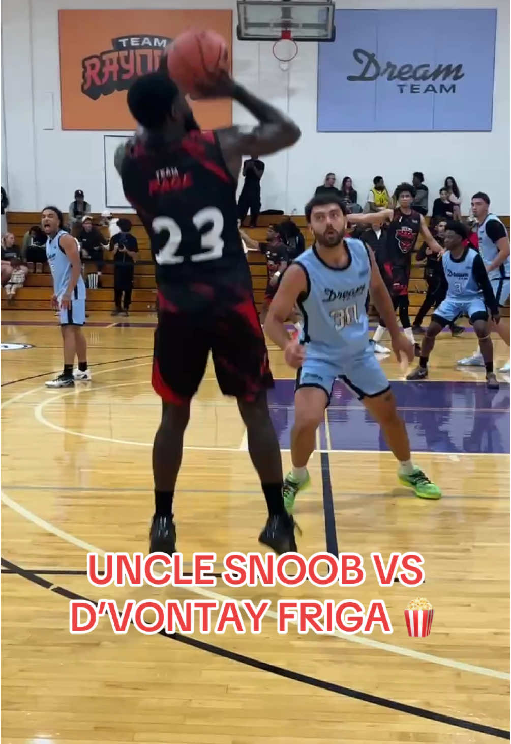 This move was TOUGH. 😤 #unclesnoob #dvontayfriga #basketball #foryou 