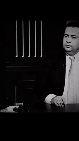 ما يرهق الحالمون اخبارهم بالحقيقة .#دعلي_حمزة 